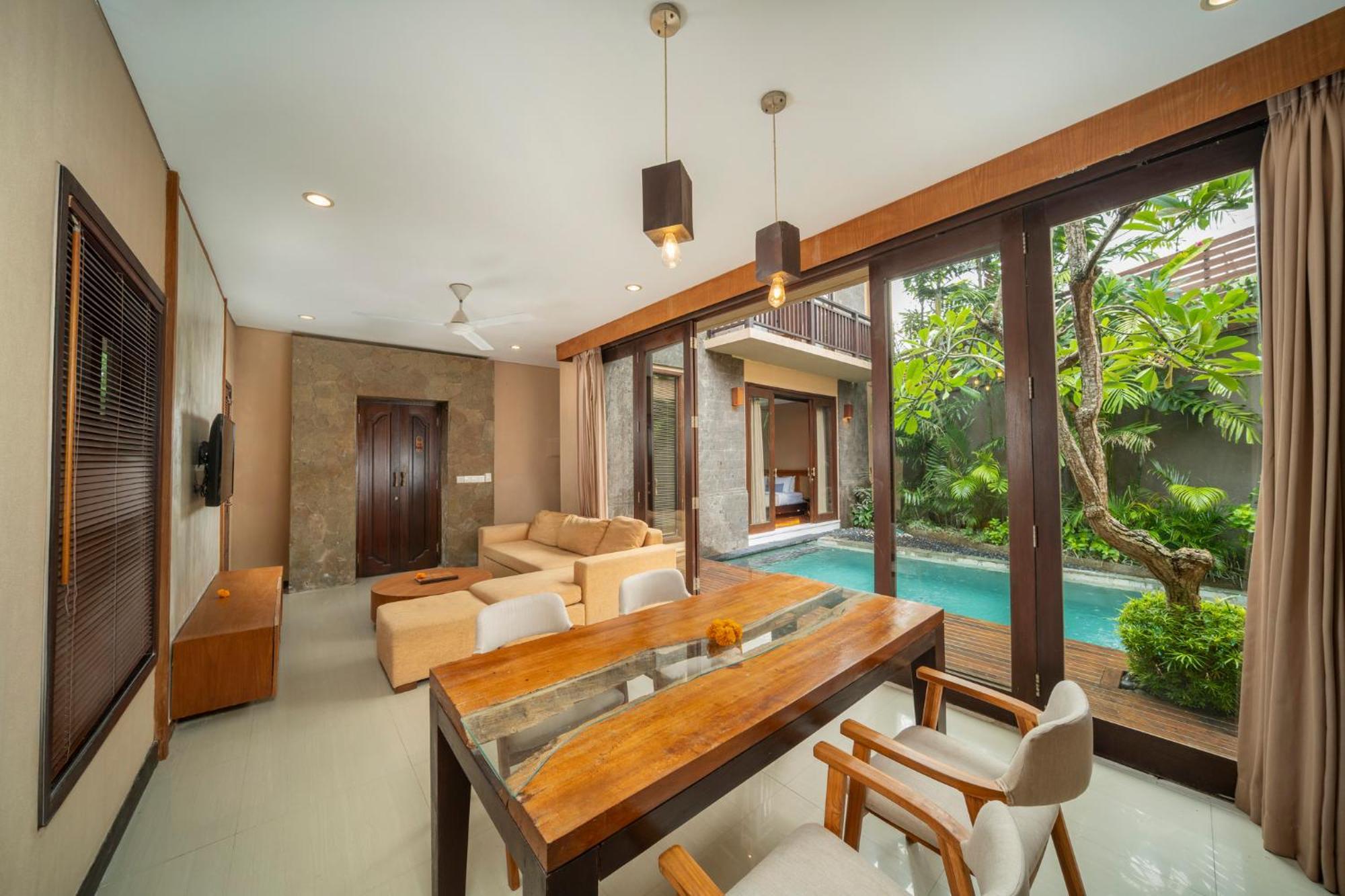 Canggu Circle Villa By Ini Vie Hospitality Extérieur photo