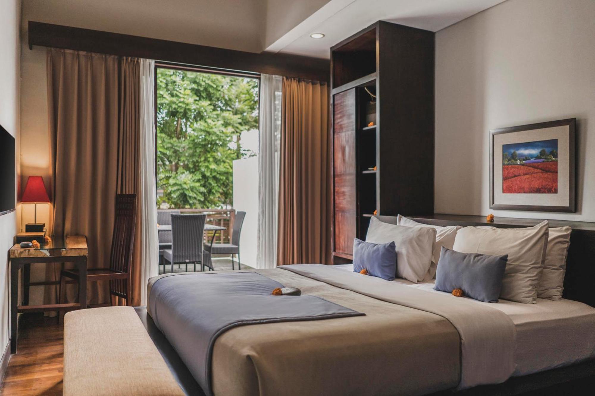 Canggu Circle Villa By Ini Vie Hospitality Extérieur photo