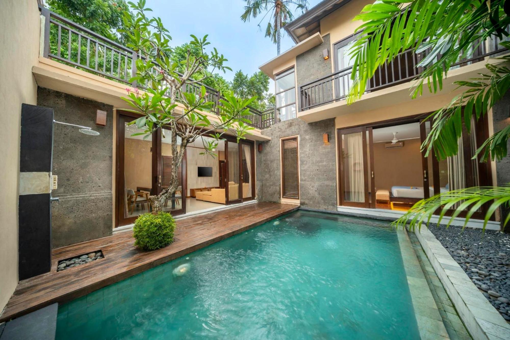 Canggu Circle Villa By Ini Vie Hospitality Extérieur photo